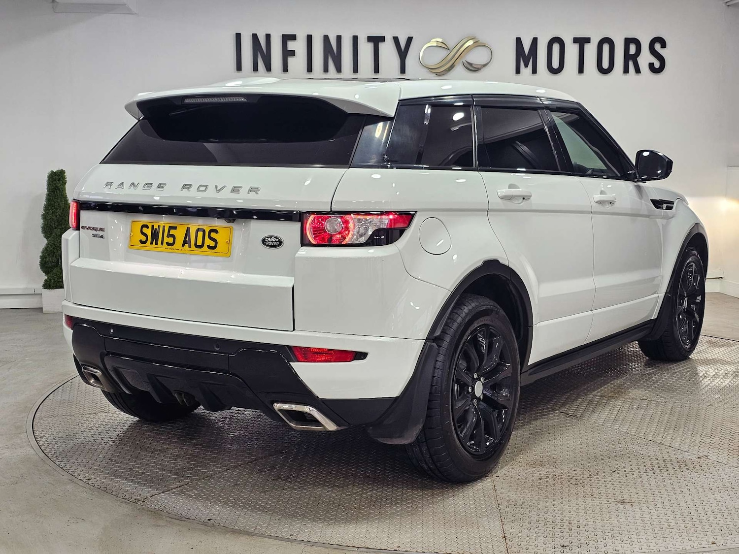 Used Land Rover Range Rover Evoque 2015 for sale - 77601961: Photo 32