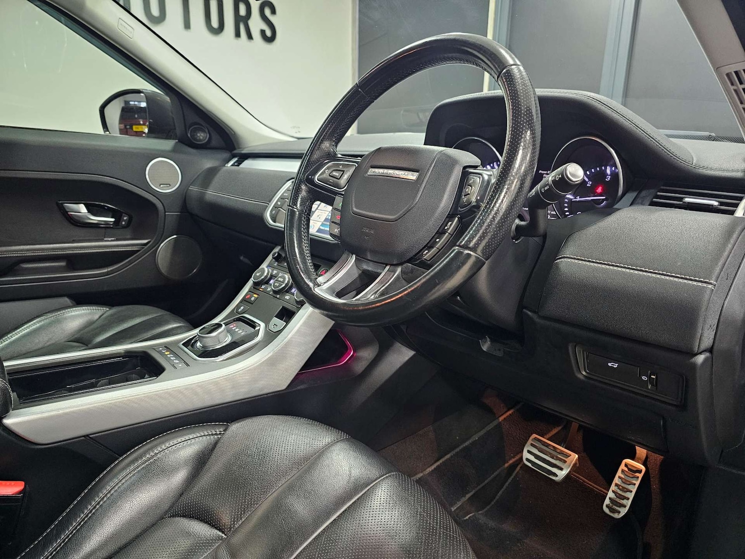 Used Land Rover Range Rover Evoque 2015 for sale - 77601961: Photo 7