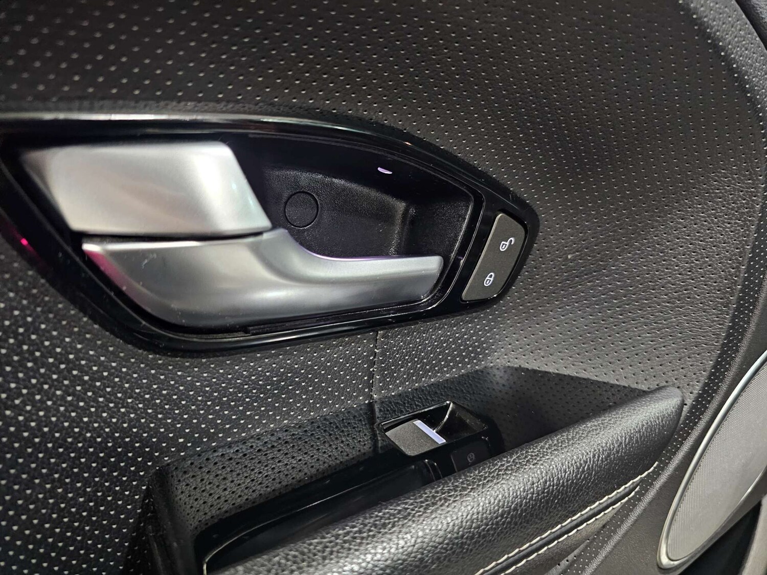 Used Land Rover Range Rover Evoque 2015 for sale - 77601961: Photo 88