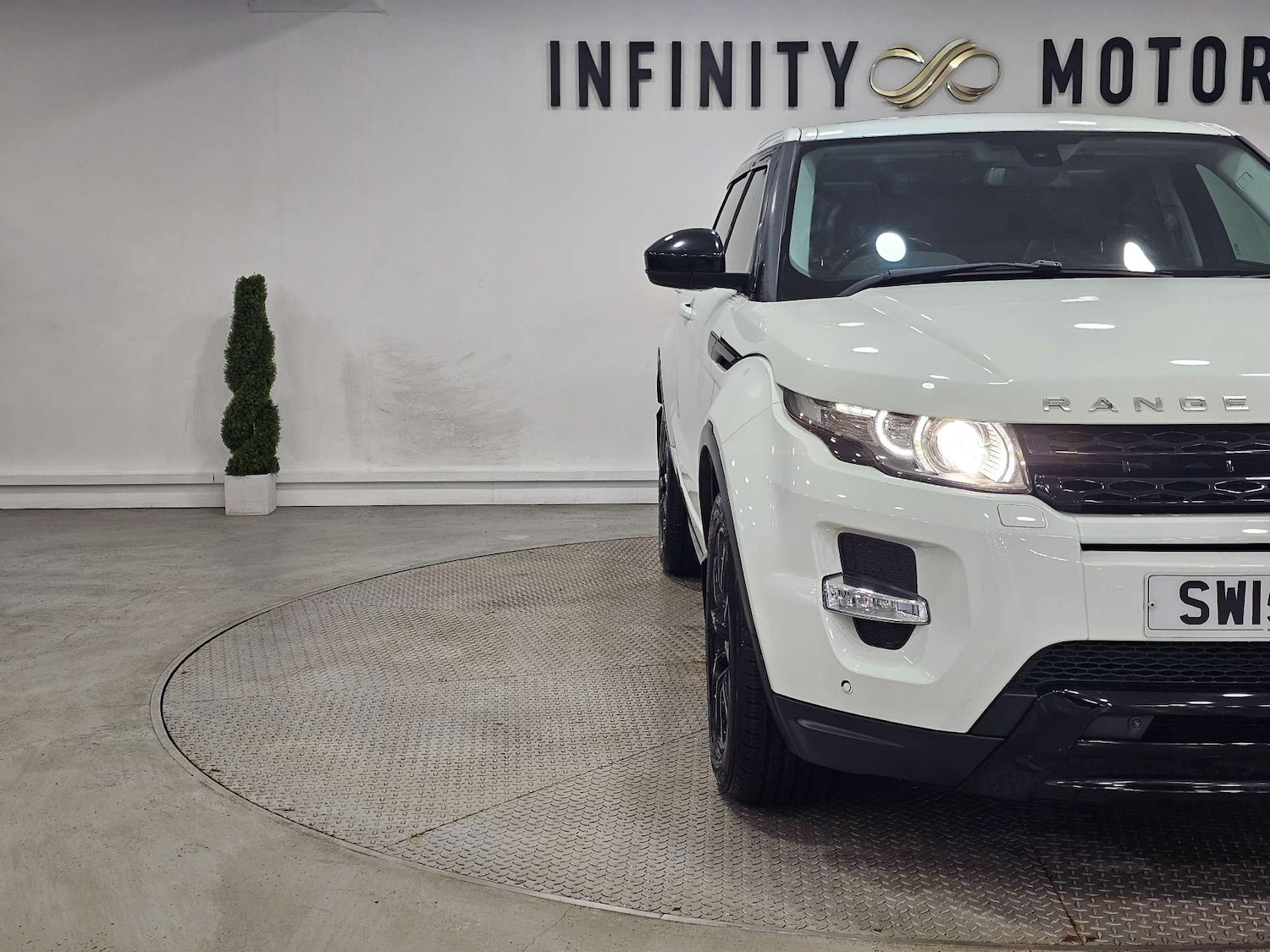 Used Land Rover Range Rover Evoque 2015 for sale - 77601961: Photo 9