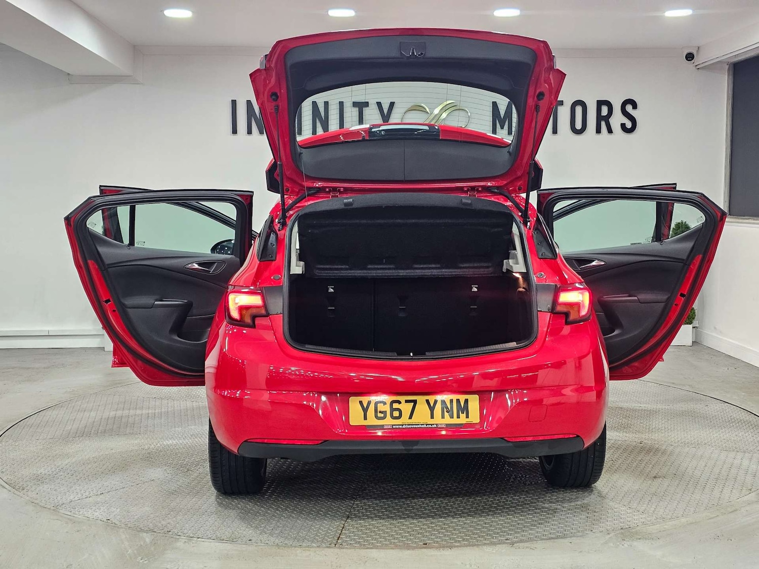 Used Vauxhall Astra 2017 for sale - 76972456: Photo 14