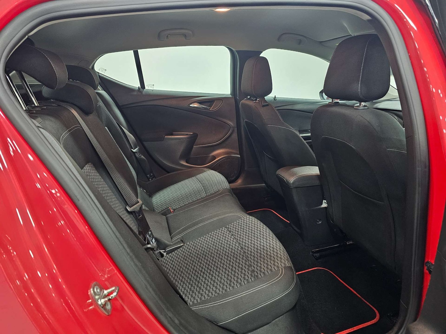 Used Vauxhall Astra 2017 for sale - 76972456: Photo 33