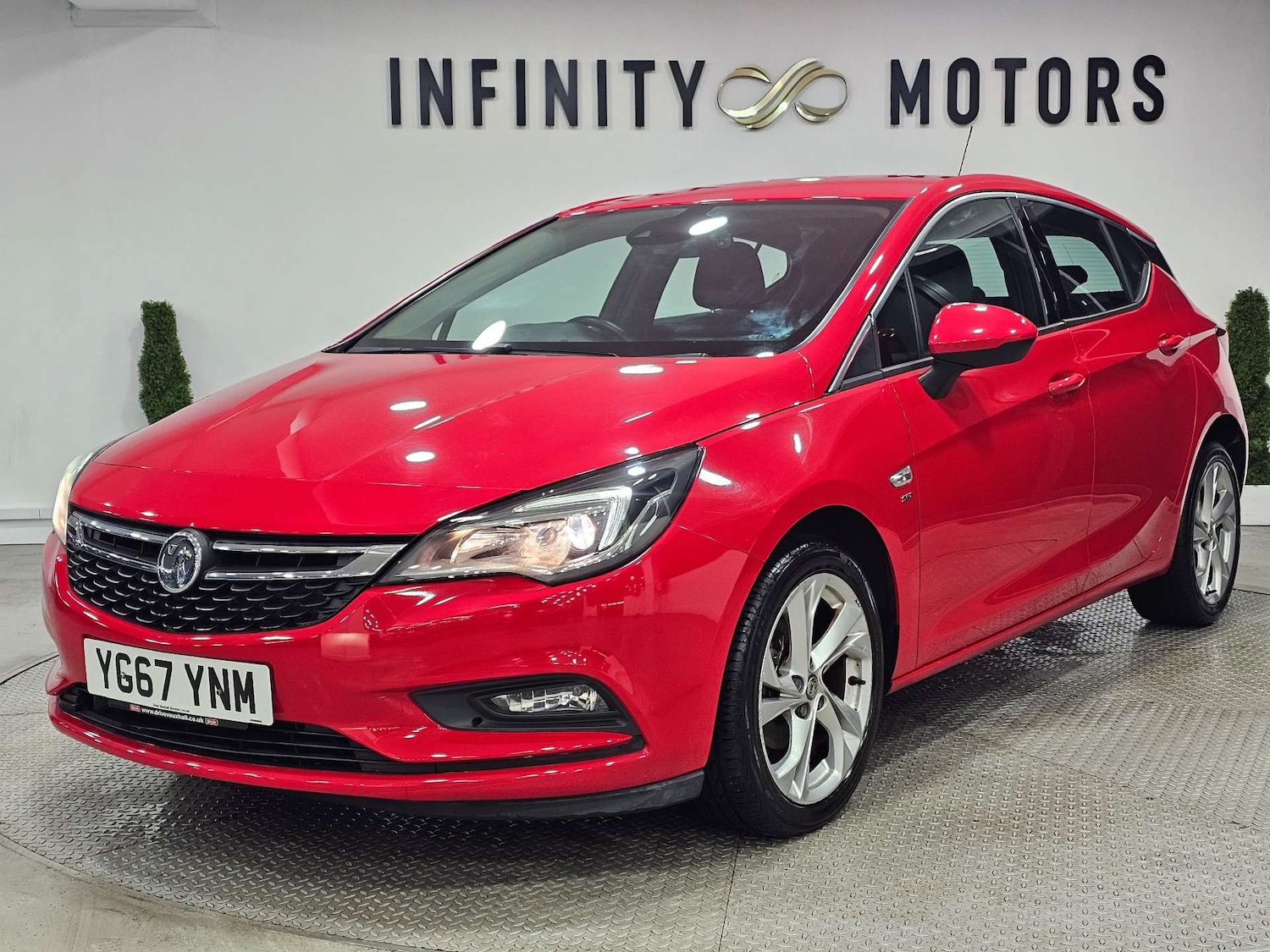 Used Vauxhall Astra 2017 for sale - 76972456: Photo 4