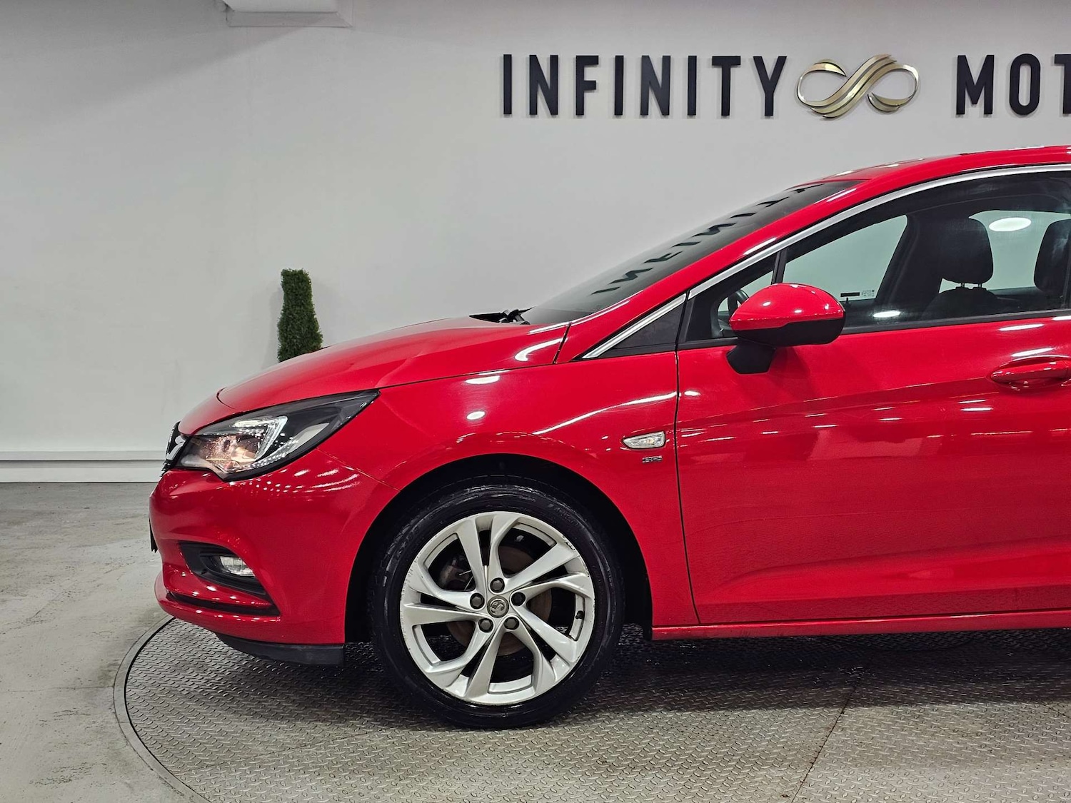 Used Vauxhall Astra 2017 for sale - 76972456: Photo 41