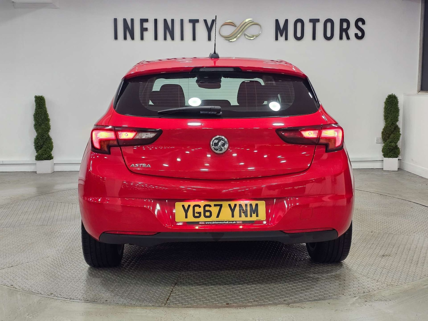 Used Vauxhall Astra 2017 for sale - 76972456: Photo 46