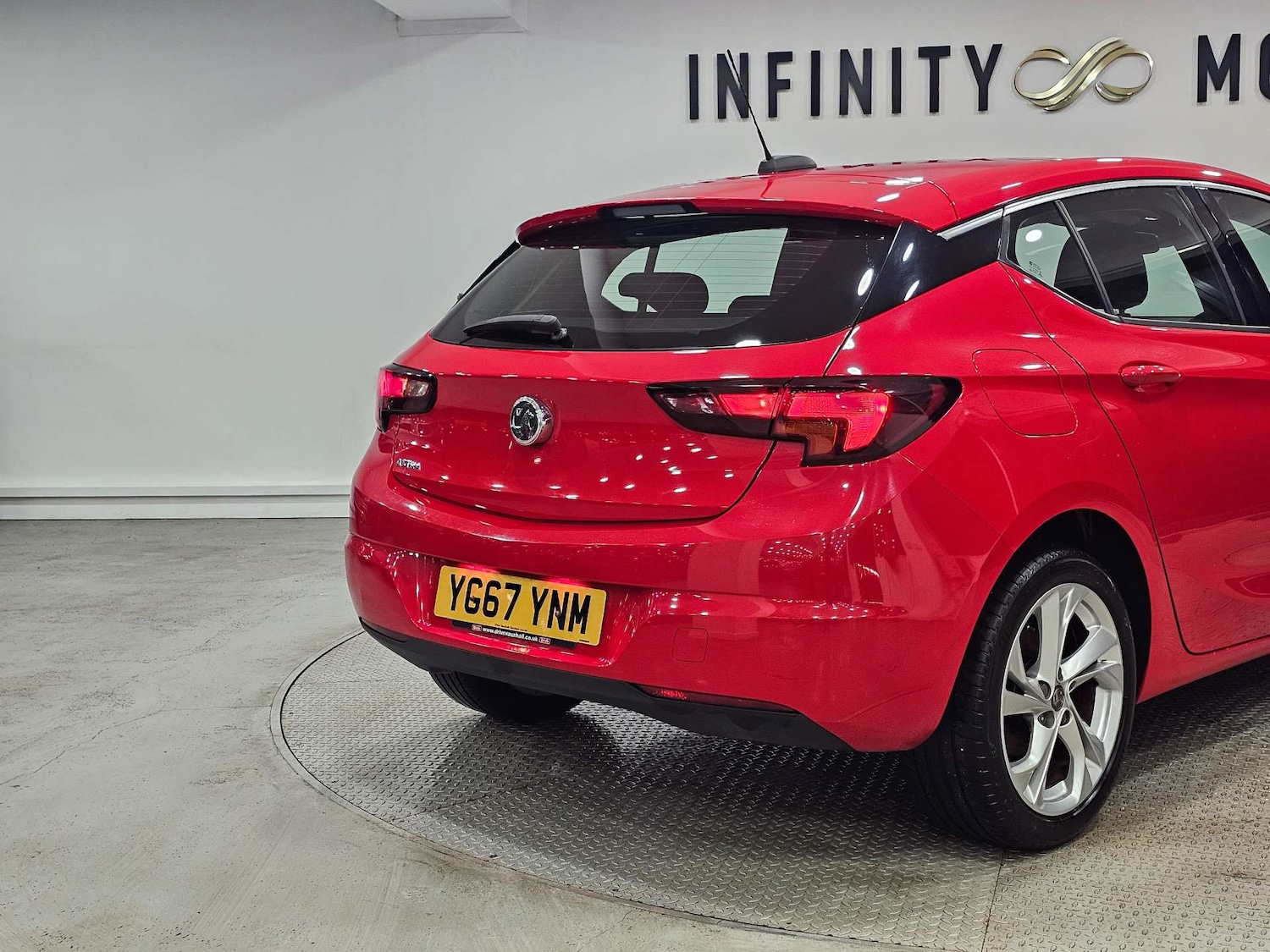 Used Vauxhall Astra 2017 for sale - 76972456: Photo 51