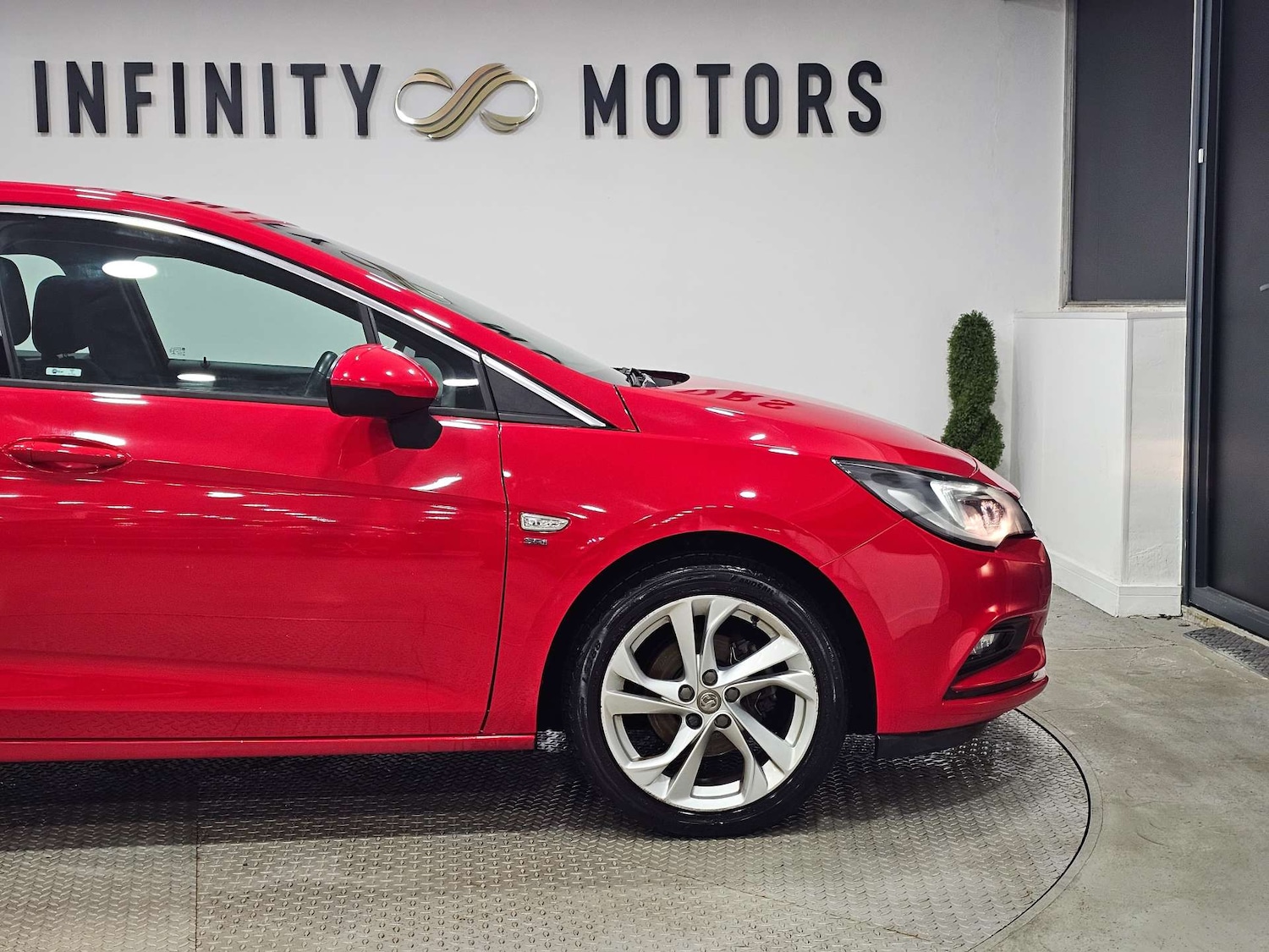 Used Vauxhall Astra 2017 for sale - 76972456: Photo 53