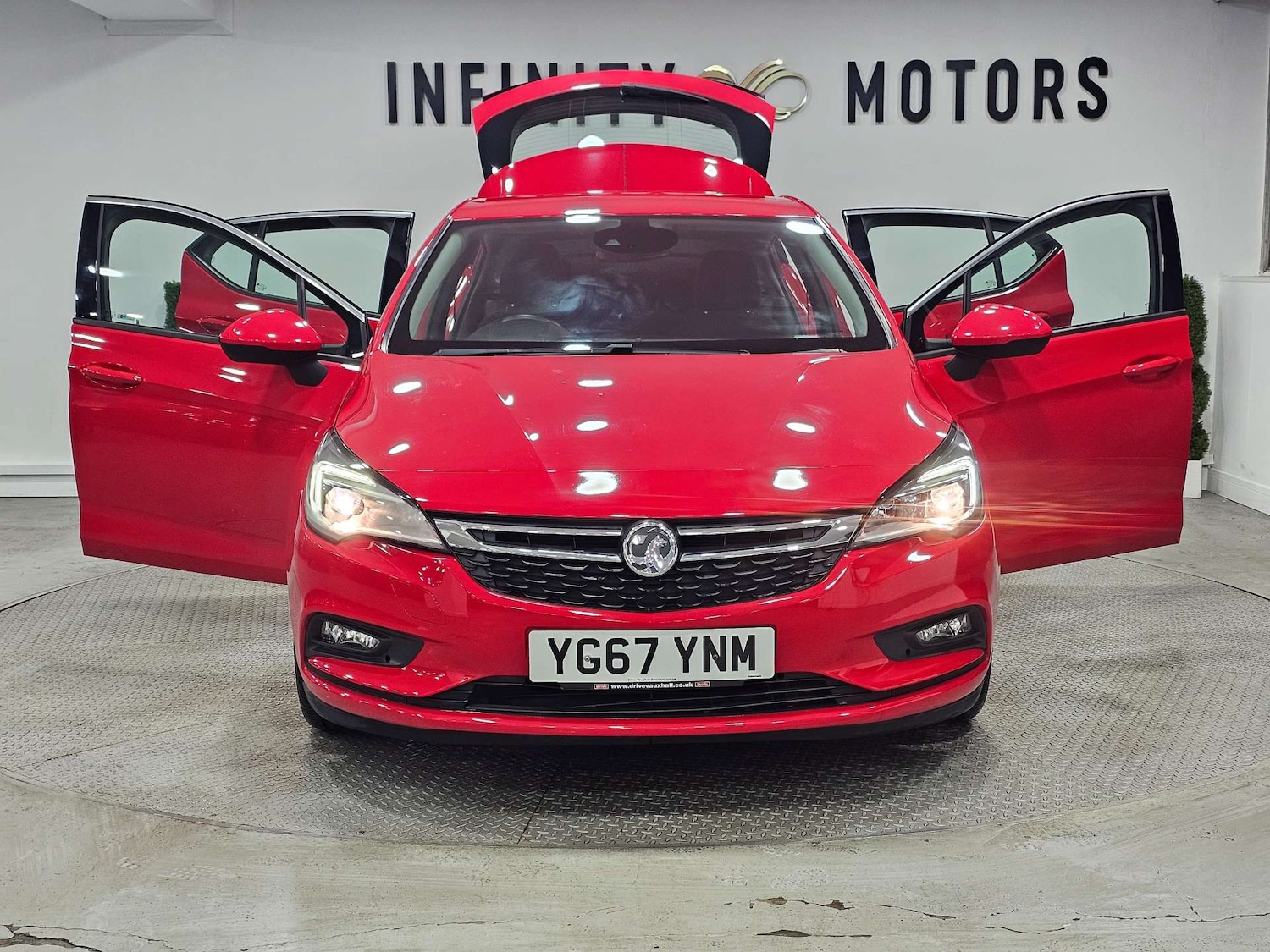 Used Vauxhall Astra 2017 for sale - 76972456: Photo 58