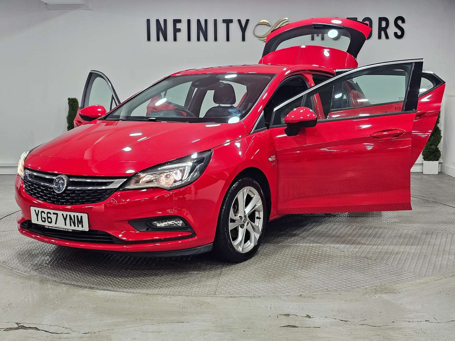 Used Vauxhall Astra 2017 for sale - 76972456: Photo 61