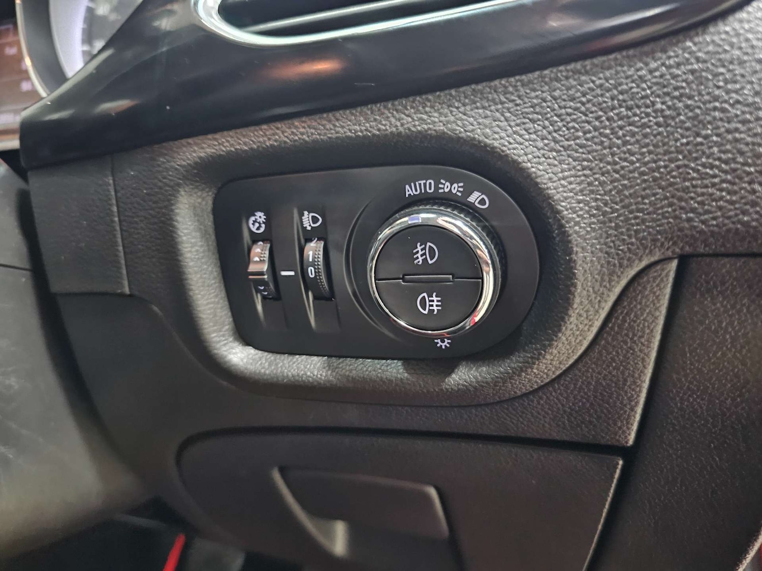 Used Vauxhall Astra 2017 for sale - 76972456: Photo 68