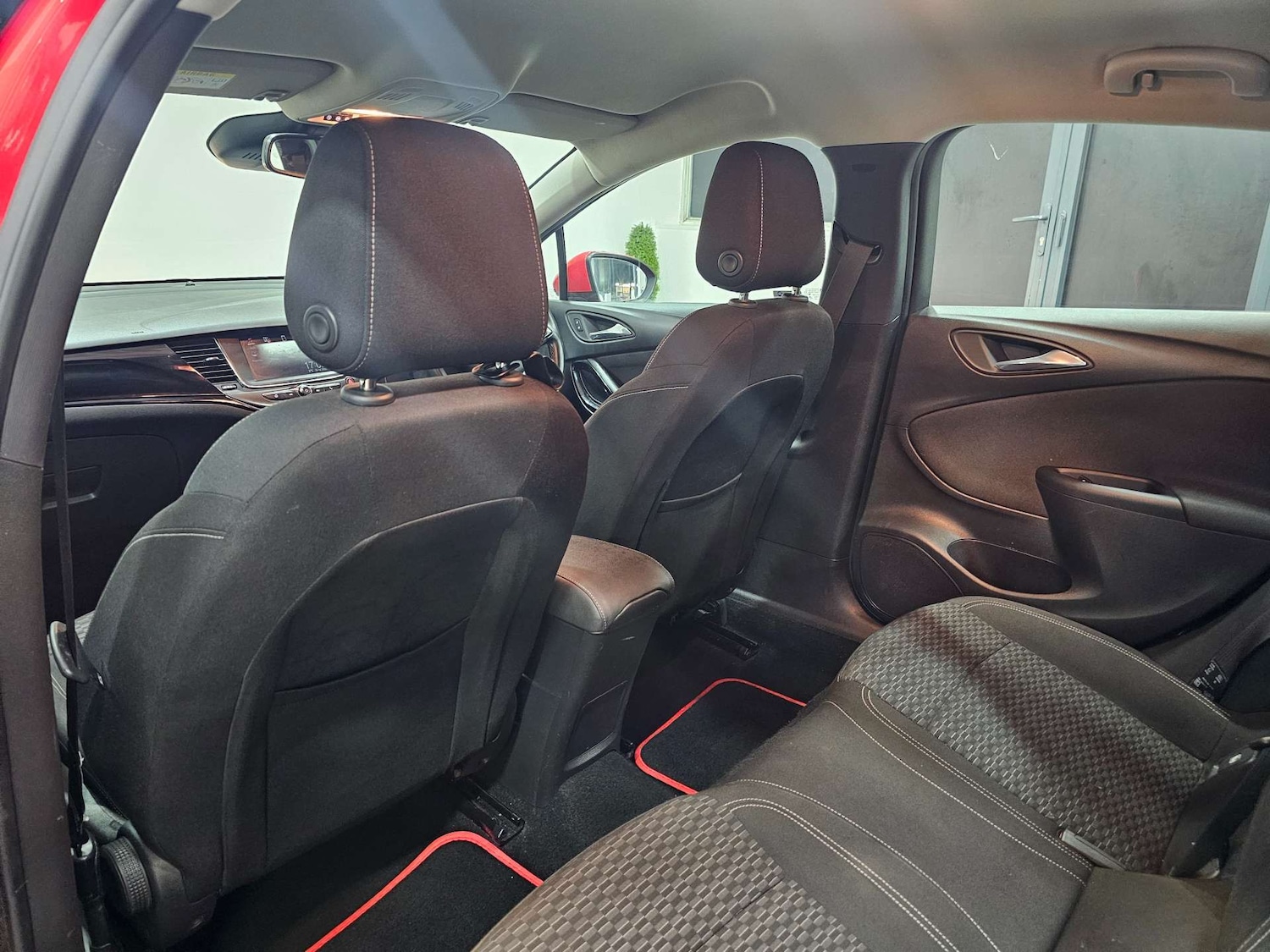 Used Vauxhall Astra 2017 for sale - 76972456: Photo 77