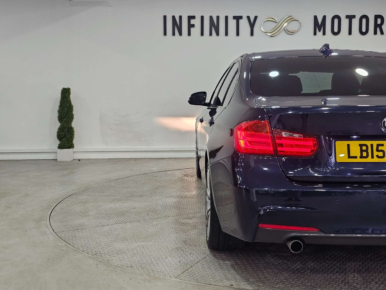 Used BMW 3 Series 2015 for sale - 77569661: Photo 31