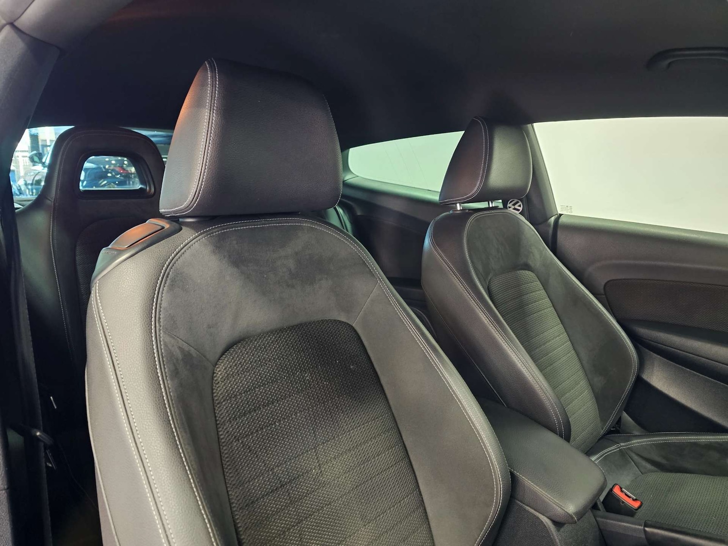 Used Volkswagen Scirocco 2015 for sale - 76972399: Photo 10