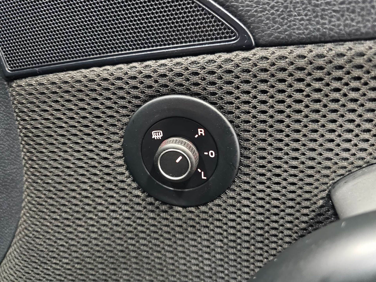 Used Volkswagen Scirocco 2015 for sale - 76972399: Photo 54