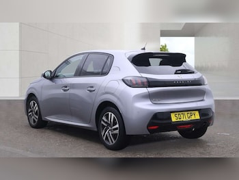 Used Peugeot 208 2021 for sale - 79369870: Photo