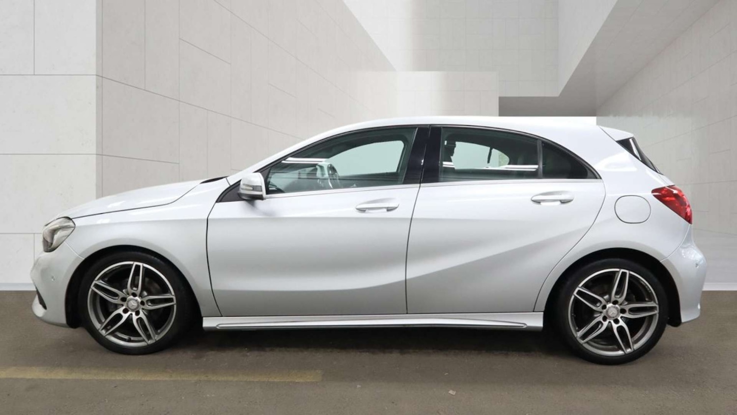 Used Mercedes-Benz A-Class 2016 for sale - 78201136: Photo 7