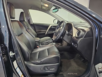 Used Toyota RAV4 2015 for sale - 77523346: Photo