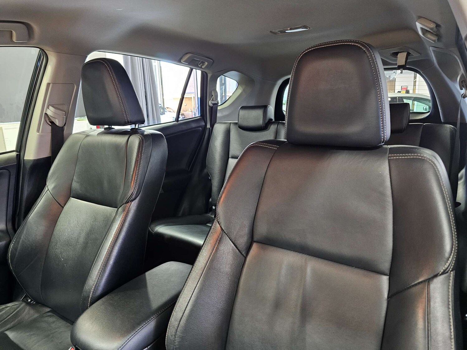 Used Toyota RAV4 2015 for sale - 77523346: Photo 90