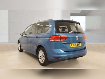Used Volkswagen Touran 2018 for sale - 79322333: Photo