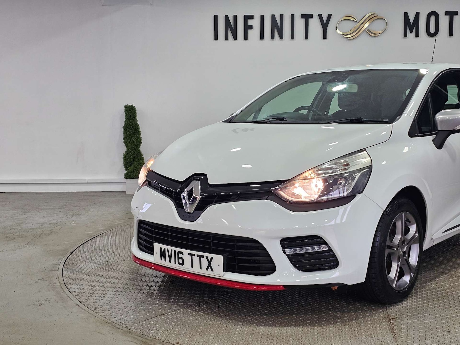 Used Renault Clio 2016 for sale - 76972448: Photo 19