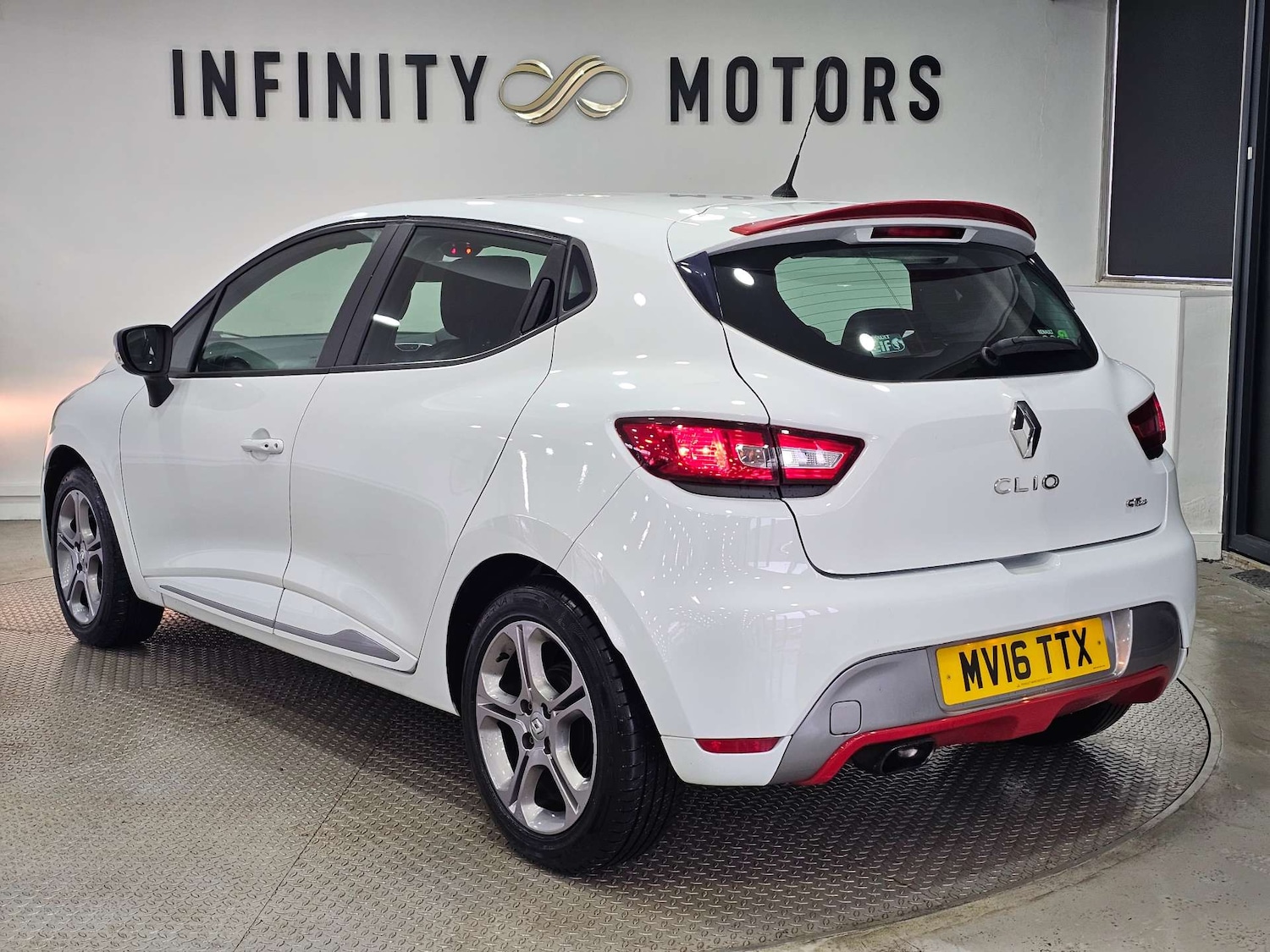 Used Renault Clio 2016 for sale - 76972448: Photo 27