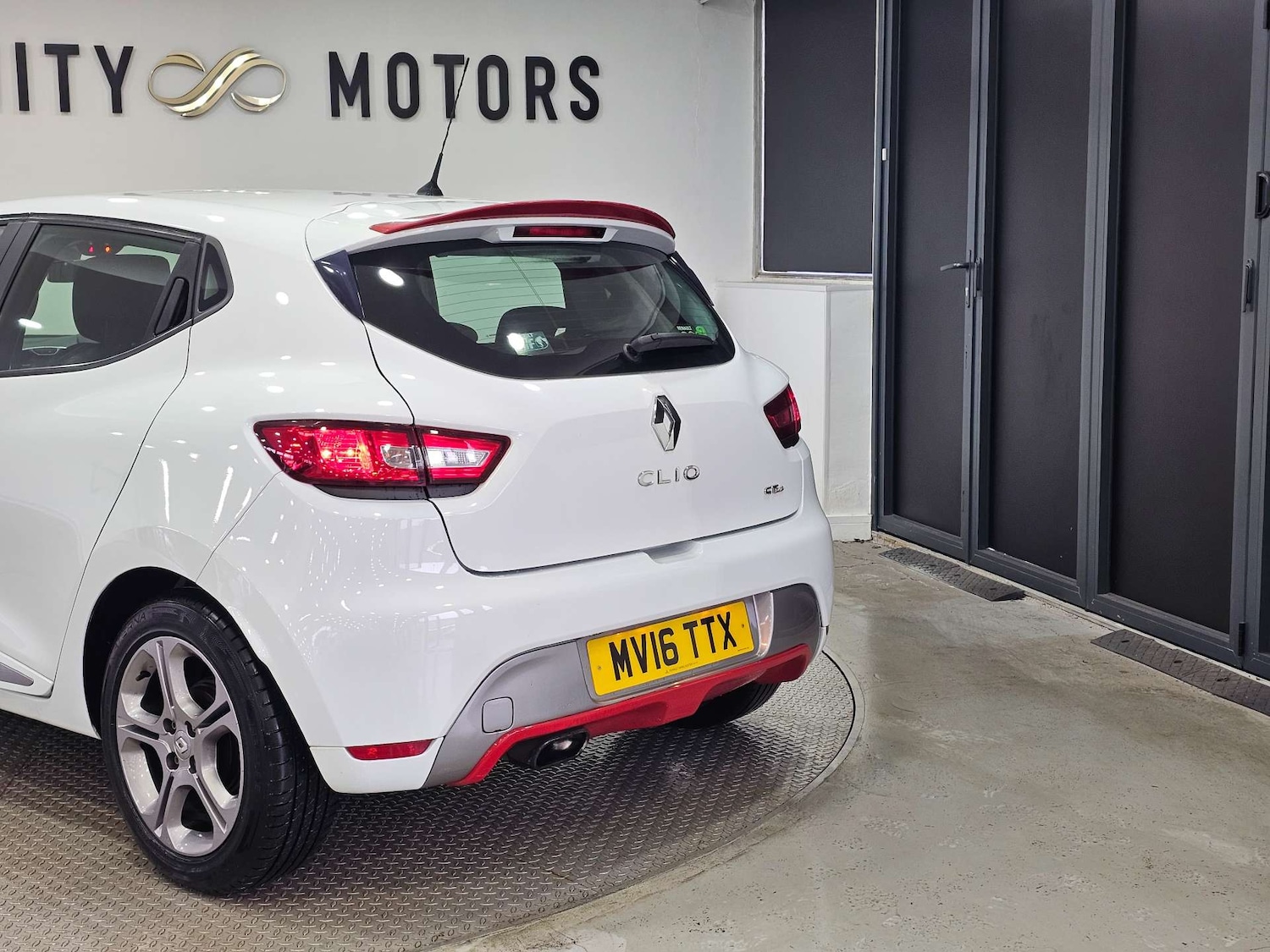 Used Renault Clio 2016 for sale - 76972448: Photo 28