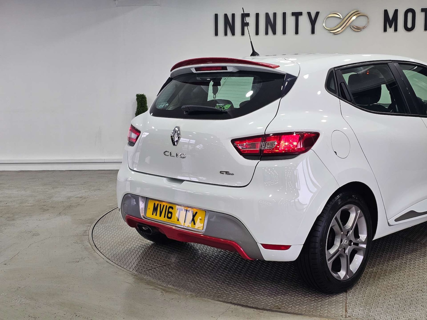 Used Renault Clio 2016 for sale - 76972448: Photo 34