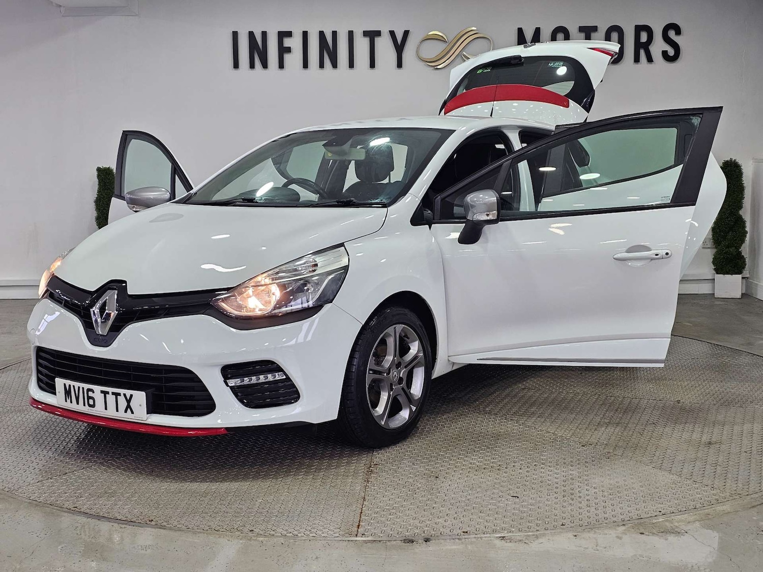 Used Renault Clio 2016 for sale - 76972448: Photo 45