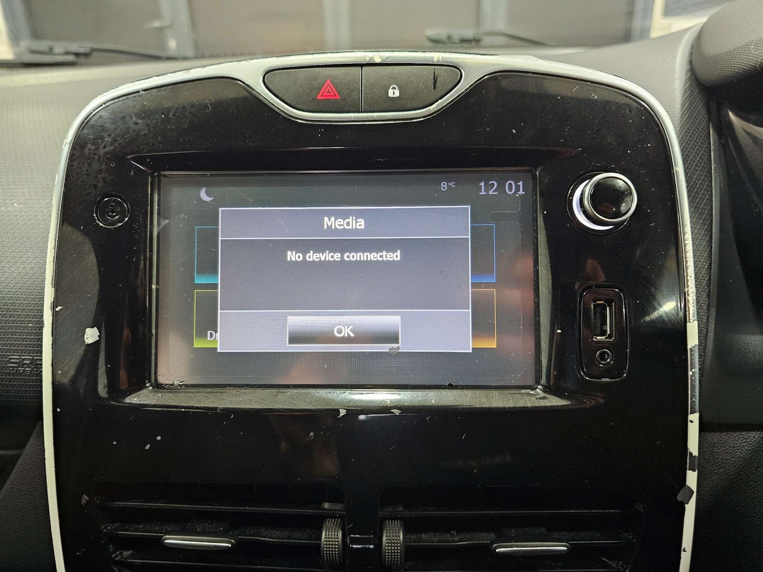 Used Renault Clio 2016 for sale - 76972448: Photo 65