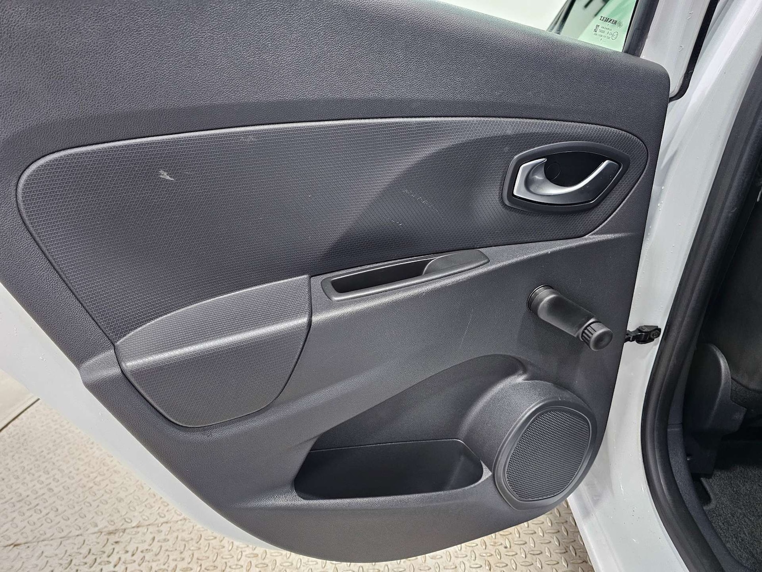 Used Renault Clio 2016 for sale - 76972448: Photo 75