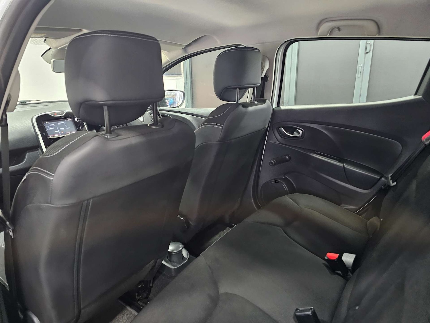 Used Renault Clio 2016 for sale - 76972448: Photo 77