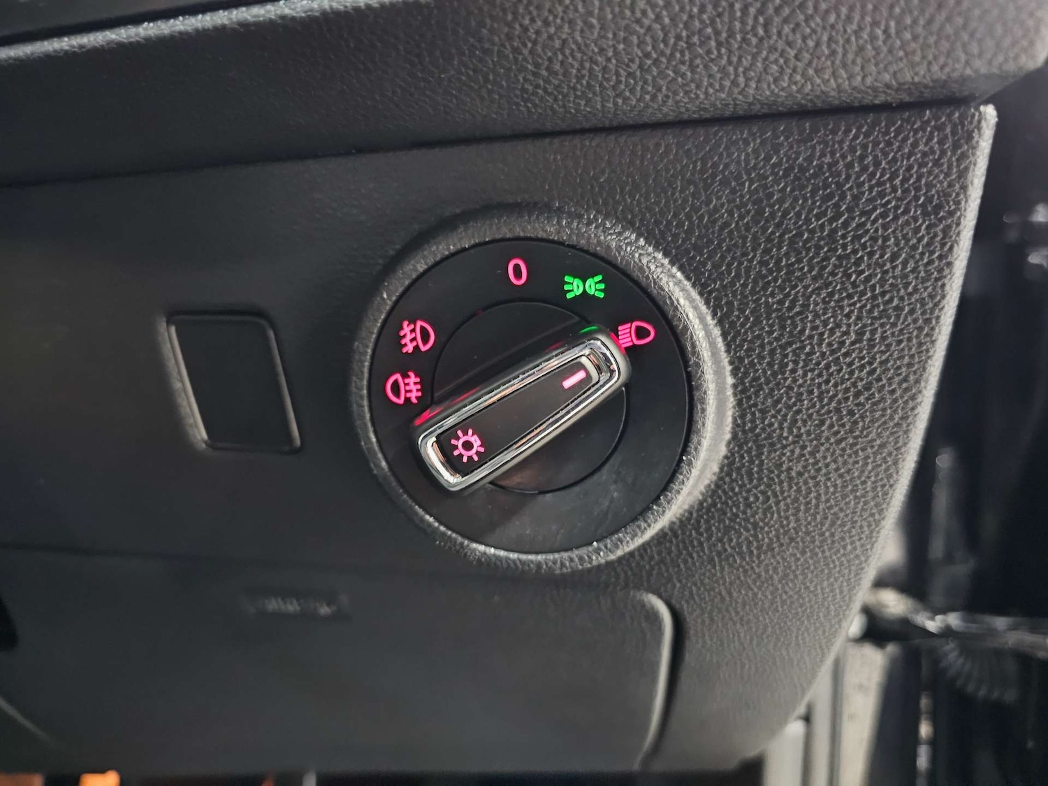 Used SEAT Ateca 2017 for sale - 76972332: Photo 59