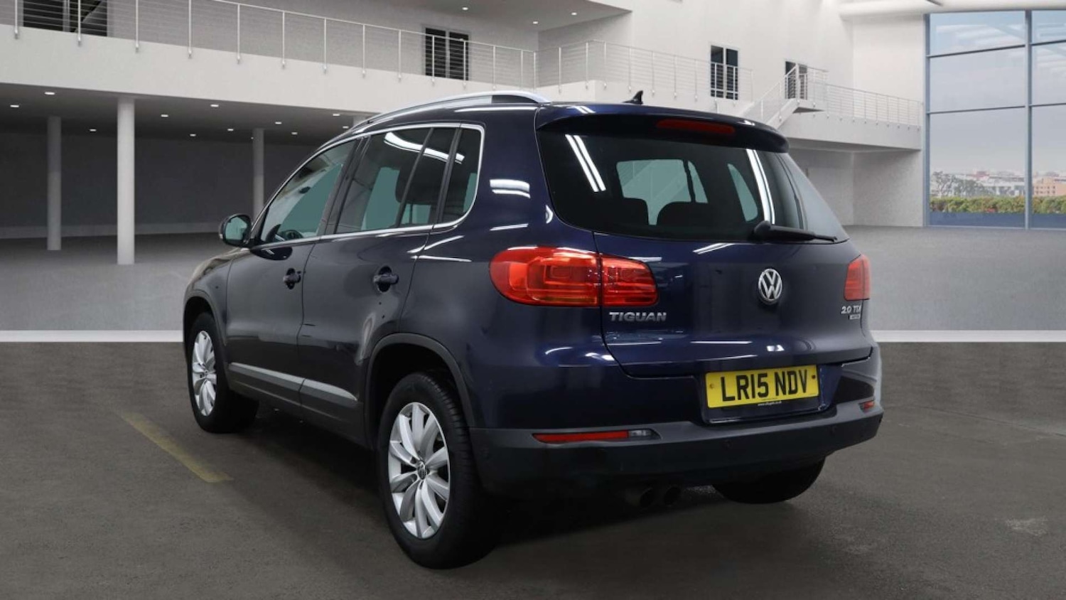 Used Volkswagen Tiguan 2015 for sale - 76972314: Photo 4