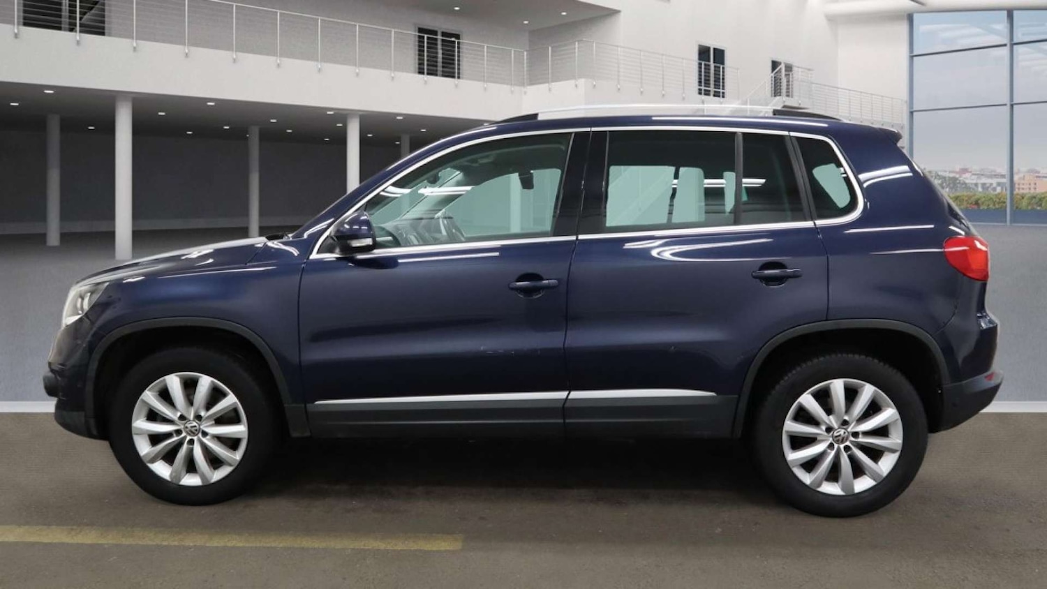 Used Volkswagen Tiguan 2015 for sale - 76972314: Photo 8