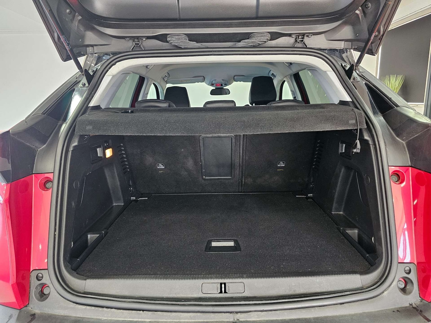 Used Peugeot 3008 2019 for sale - 76972306: Photo 39