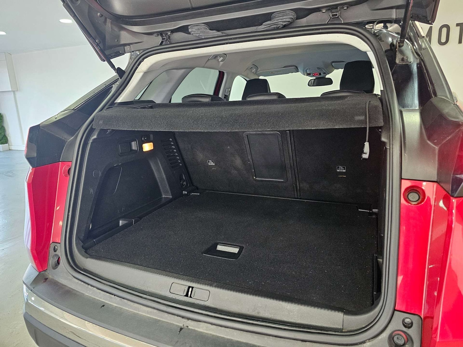 Used Peugeot 3008 2019 for sale - 76972306: Photo 40