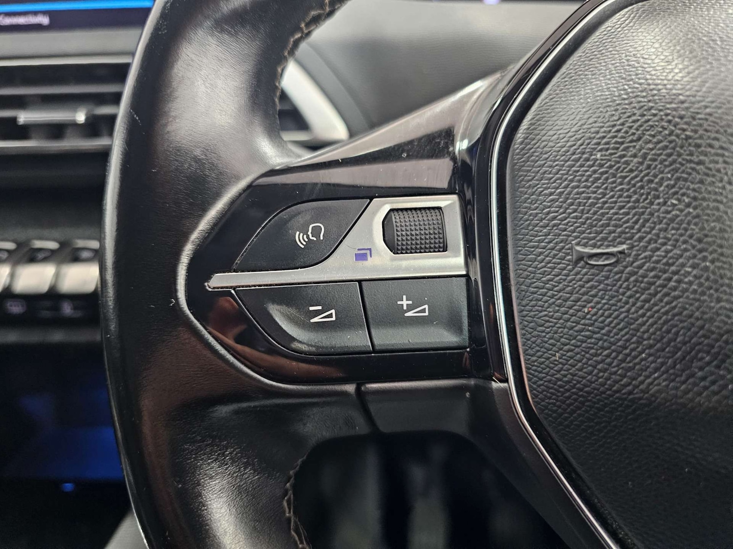 Used Peugeot 3008 2019 for sale - 76972306: Photo 61