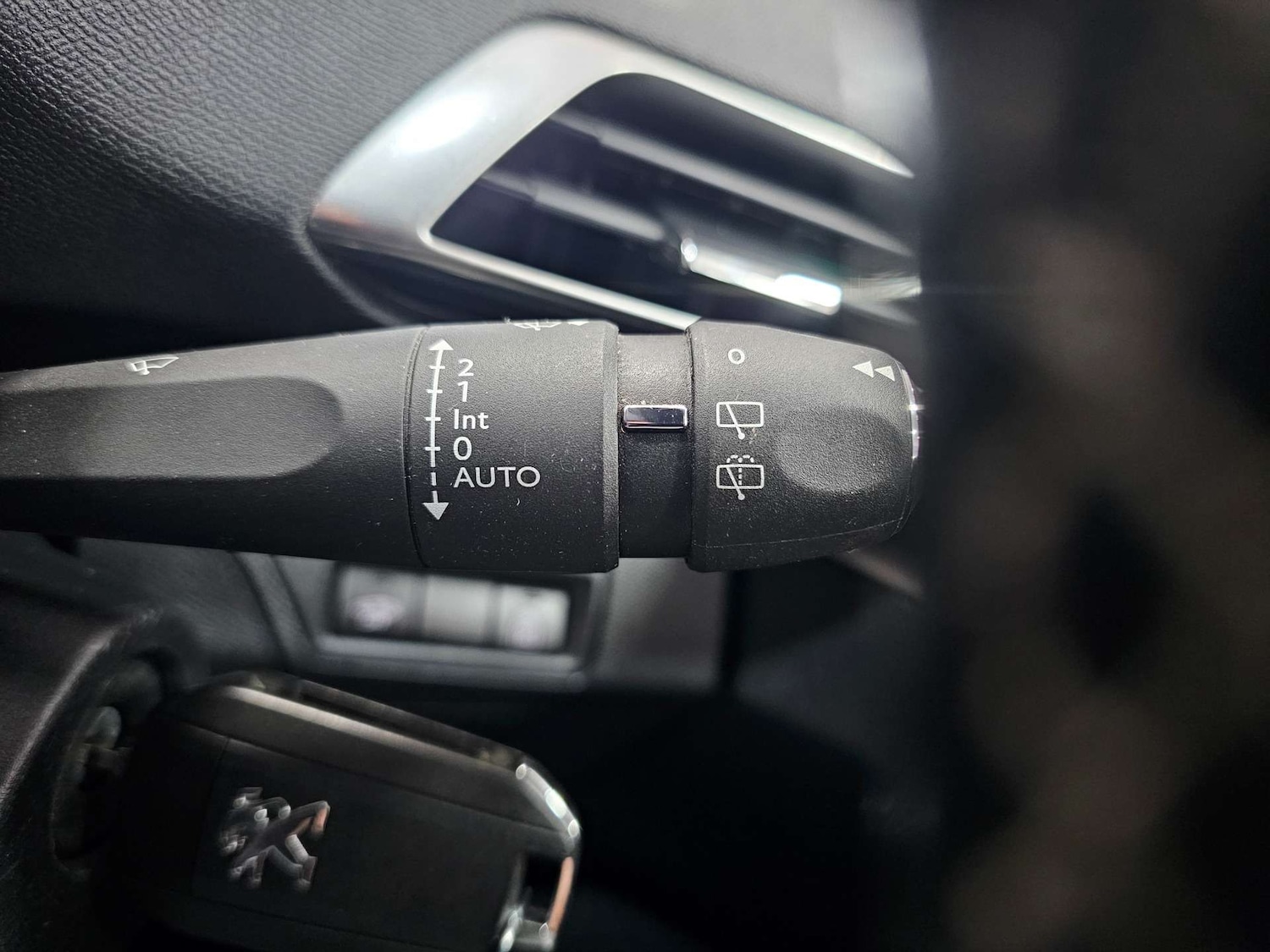 Used Peugeot 3008 2019 for sale - 76972306: Photo 64