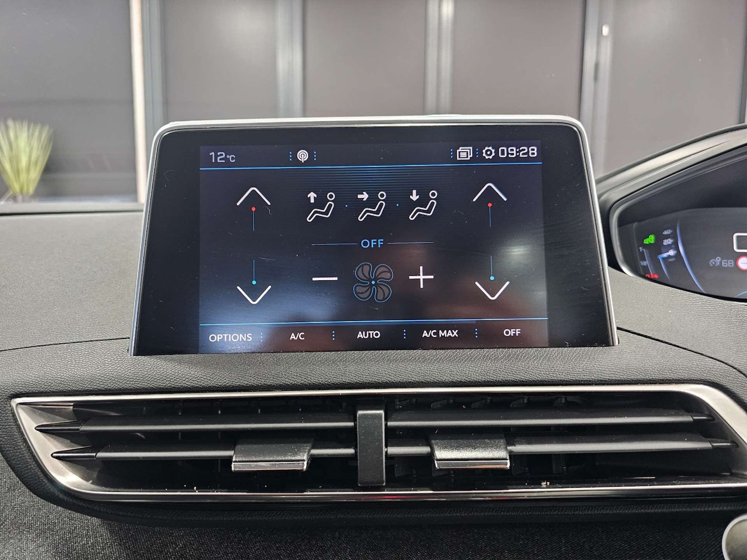 Used Peugeot 3008 2019 for sale - 76972306: Photo 69