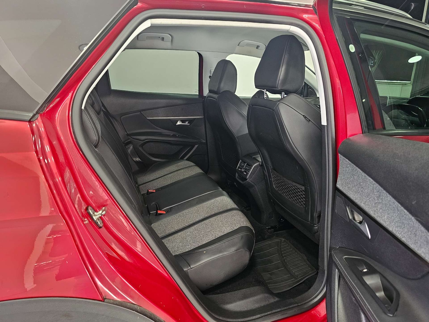 Used Peugeot 3008 2019 for sale - 76972306: Photo 80