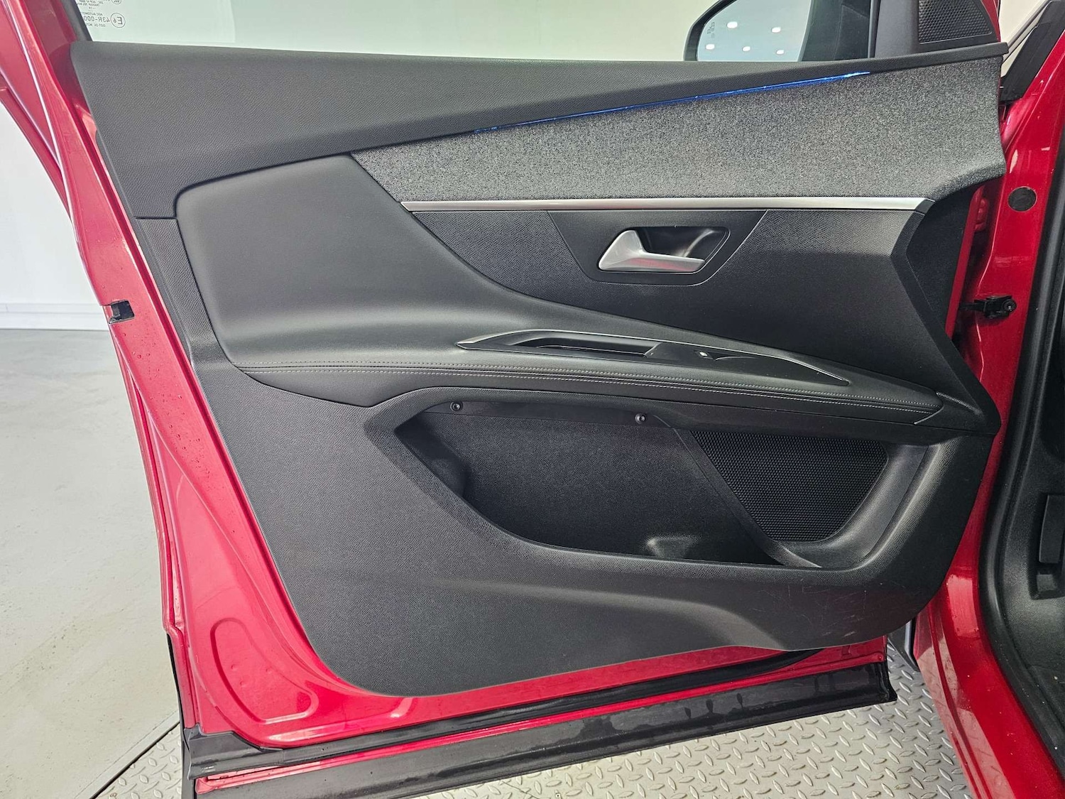 Used Peugeot 3008 2019 for sale - 76972306: Photo 95