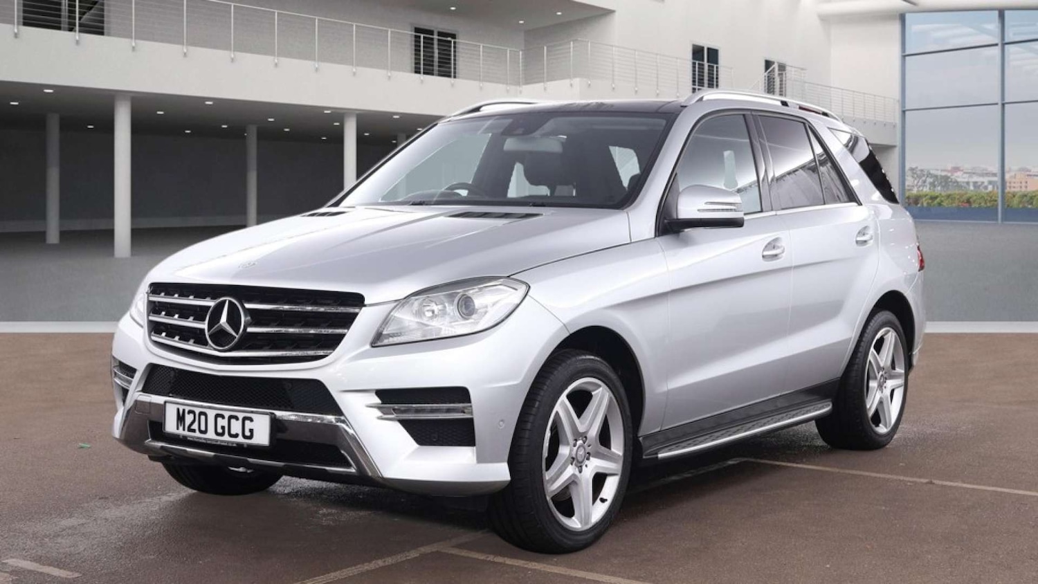 Used Mercedes-Benz M Class 2014 for sale - 77206930: Photo 3