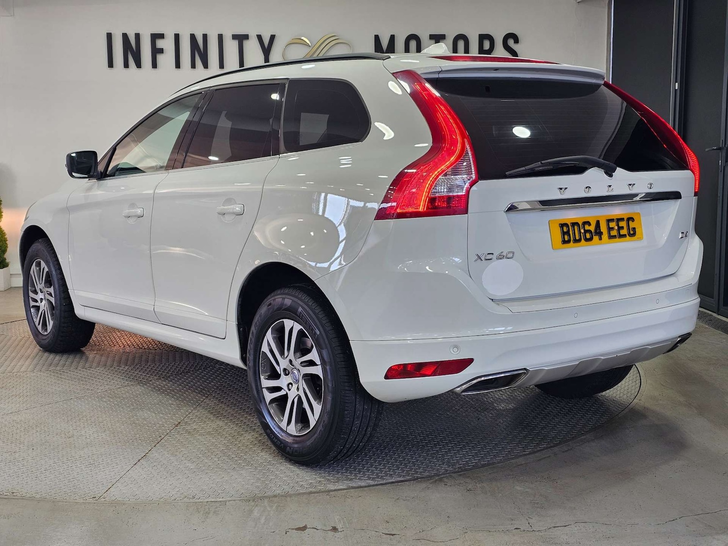 Used Volvo XC60 2015 for sale - 76972496: Photo 27