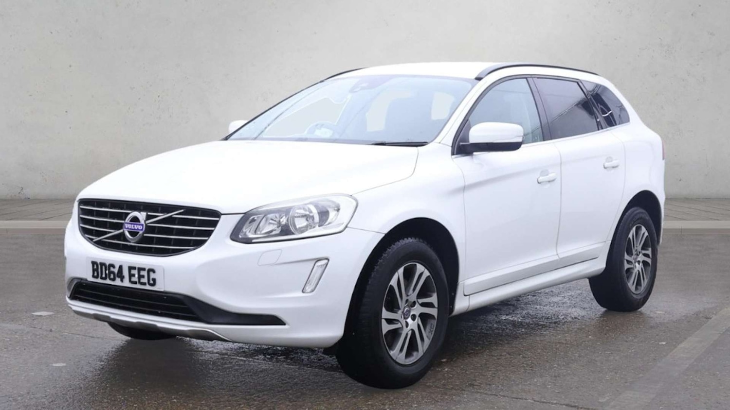 Used Volvo XC60 2015 for sale - 76972496: Photo 3