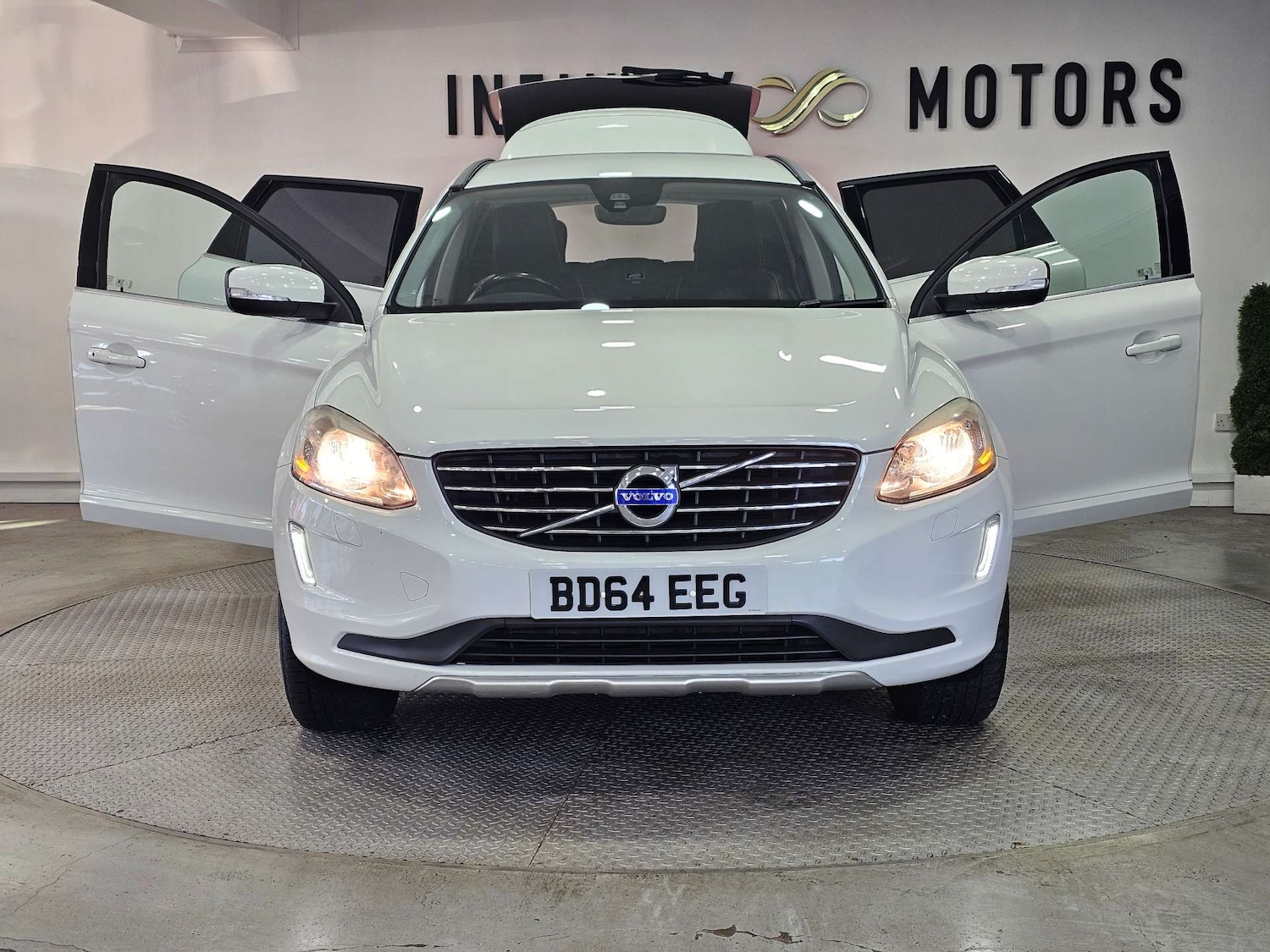 Used Volvo XC60 2015 for sale - 76972496: Photo 43