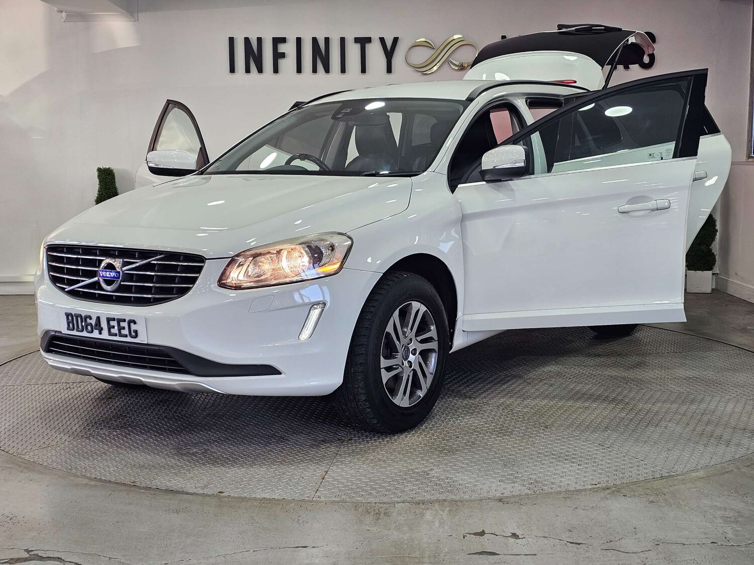 Used Volvo XC60 2015 for sale - 76972496: Photo 44