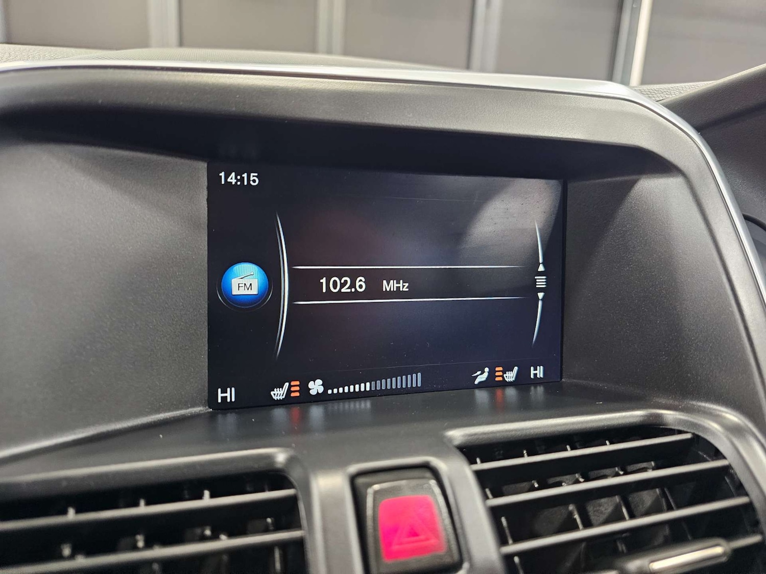 Used Volvo XC60 2015 for sale - 76972496: Photo 71