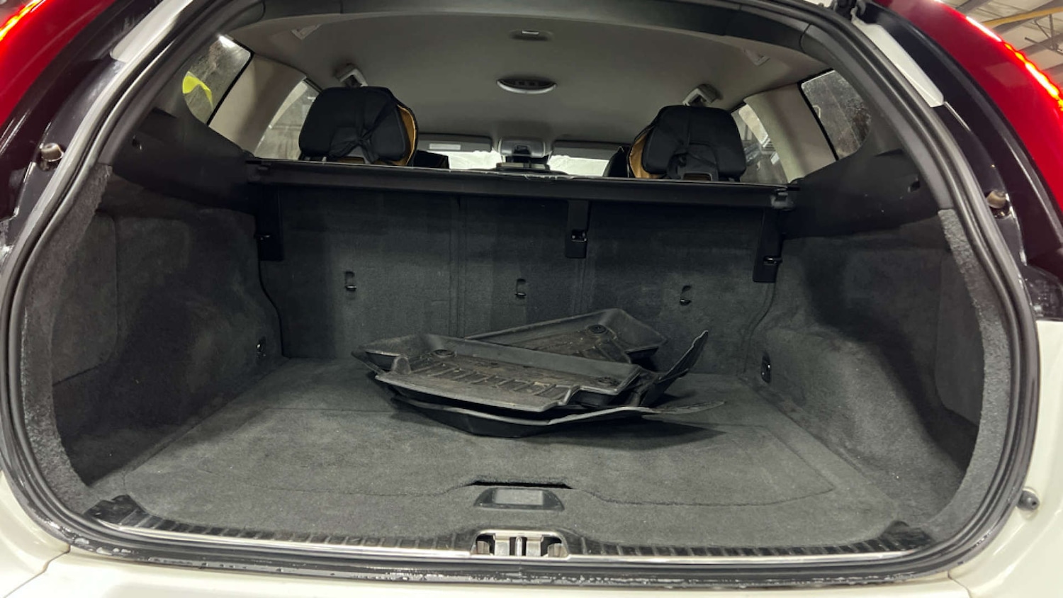 Used Volvo XC60 2015 for sale - 76972496: Photo 9