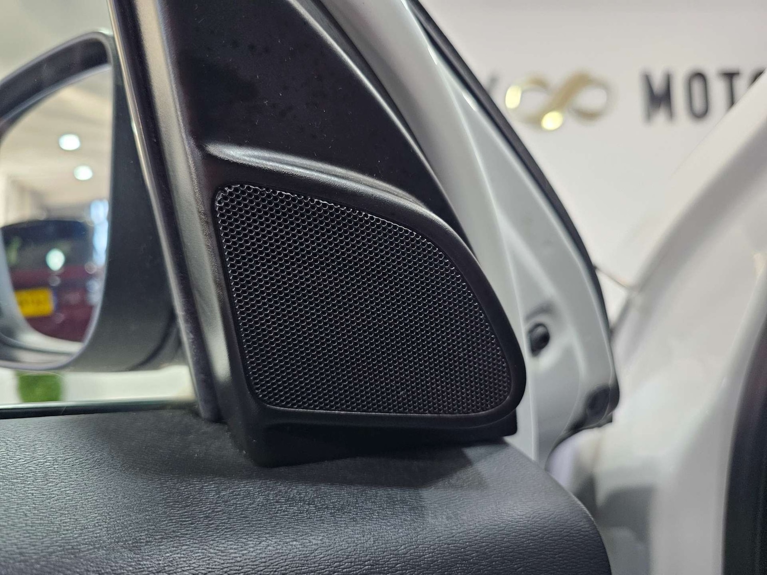 Used Volvo XC60 2015 for sale - 76972496: Photo 93