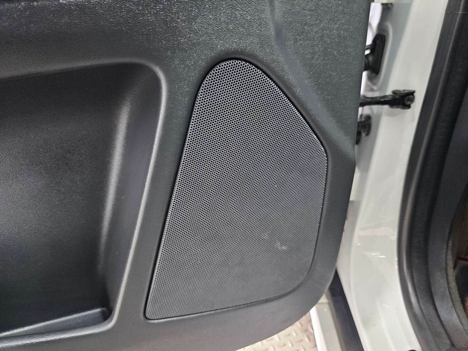 Used Volvo XC60 2015 for sale - 76972496: Photo 94